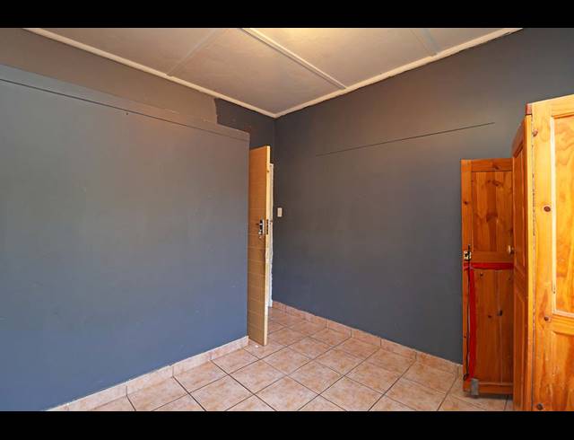 3 BEDROOM HOUSE FOR SALE IN WYCHWOOD